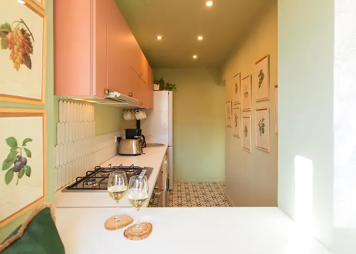 Garden Nest - 2 Bedrooms Flat *